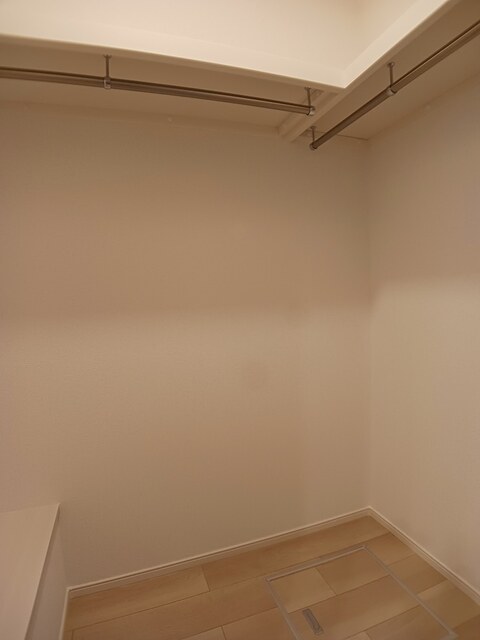 ディーア・レオラ その他3