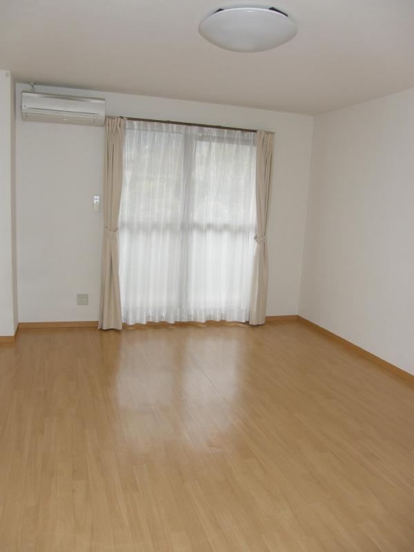 フィネス宮川 リビング