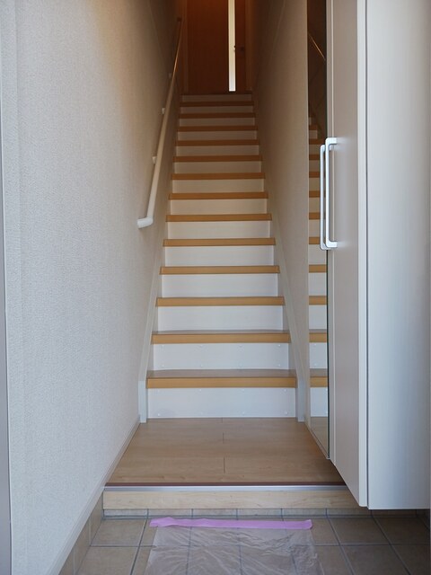 セント・クロノス 玄関