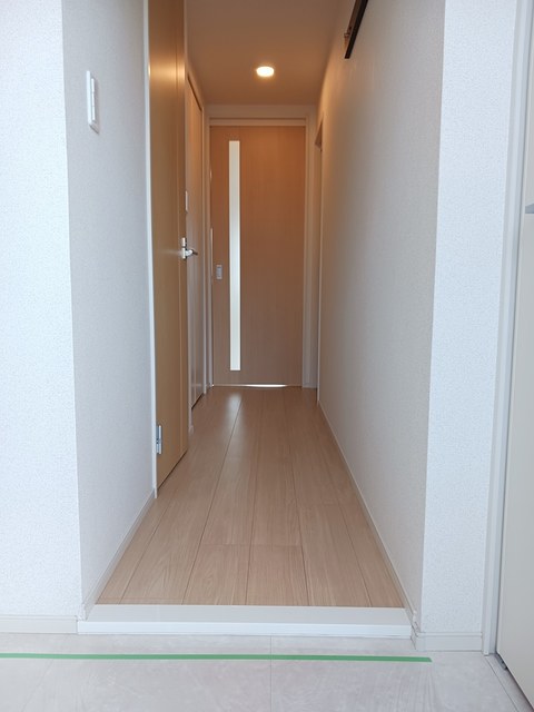 ユリウス　湊町 玄関