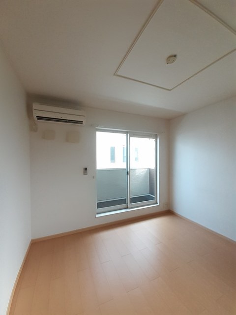 エルヴェ・クレール リビング