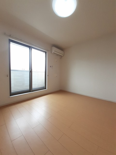 グランデ・プリムラＢ リビング