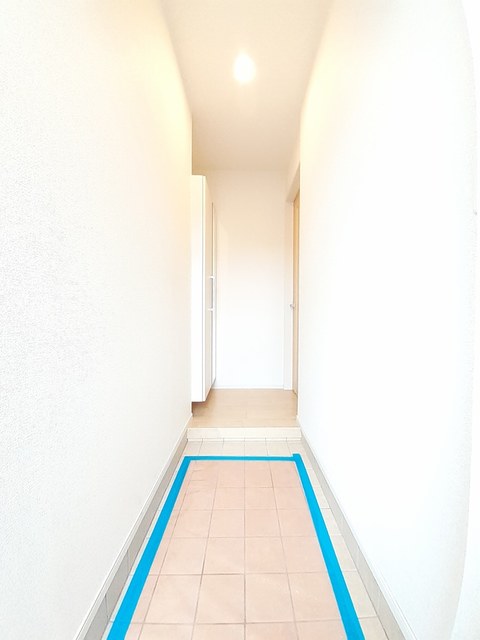 ティーグル　ドゥー 玄関