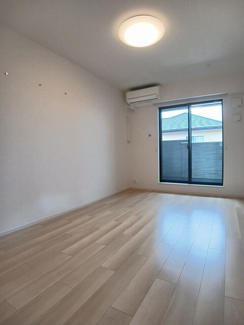 ブライト・レジデンス　Ⅱ リビング