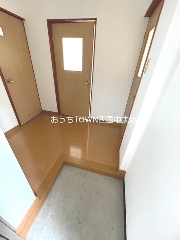 鈴木マンション 玄関