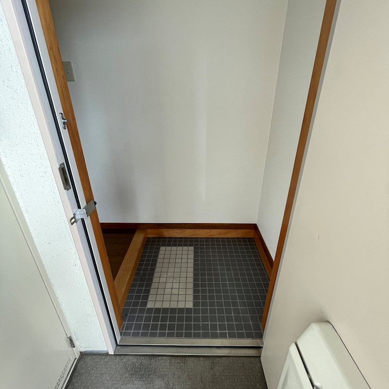 近藤マンション 玄関