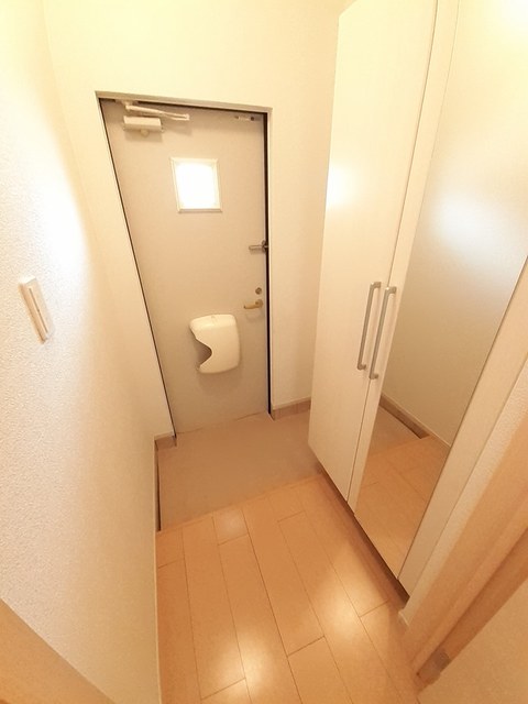 アウローラ　ヌフⅠ 玄関