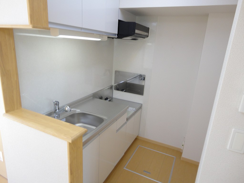 ファミーユ　リアンＡ キッチン