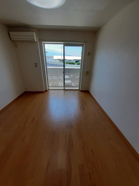 イート　ハーブⅡ リビング