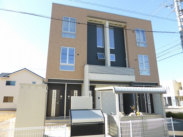 ウージー 202号室 外観