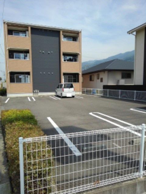 ウージー その他5