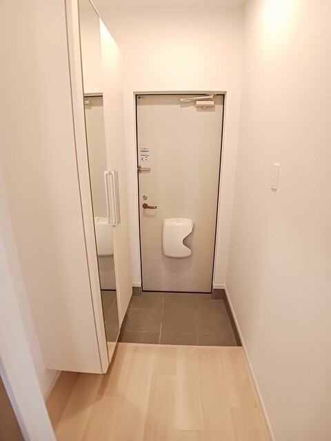 メゾン・ミクニⅡ 玄関