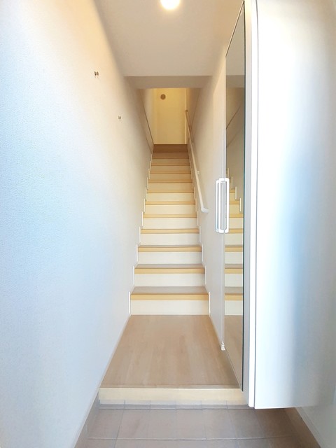 ルミナス今治　Ⅳ 玄関