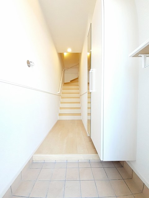 クラール東村　Ｉ 玄関