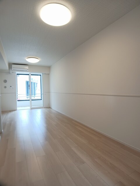 ソレイユ　リック リビング