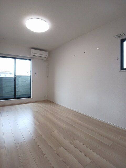 ブライト・レジデンス　Ⅱ リビング