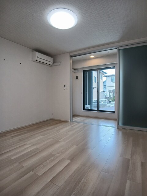 ブライト・レジデンス　Ⅱ リビング