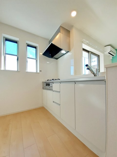 ルミナス今治　Ⅰ キッチン