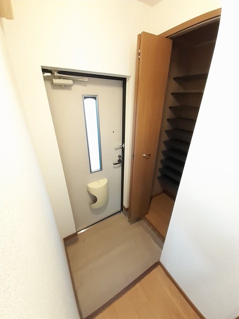 ア・ラ・モード本郷Ｂ 玄関