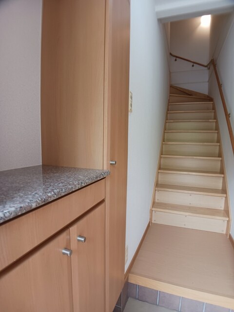 グラン・すずかぜの丘Ａ 玄関