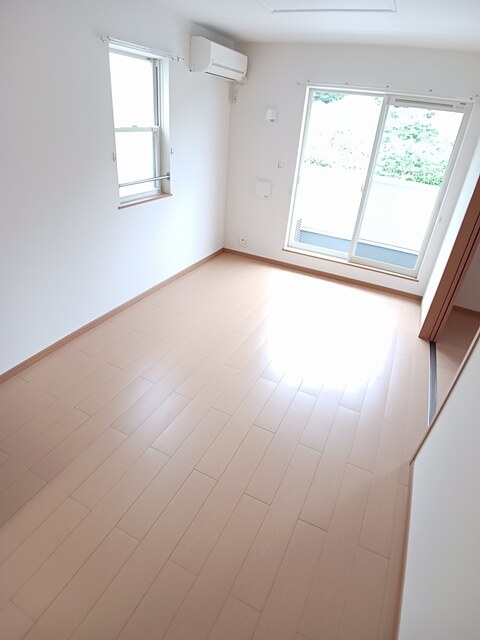 グラン・すずかぜの丘Ｂ リビング