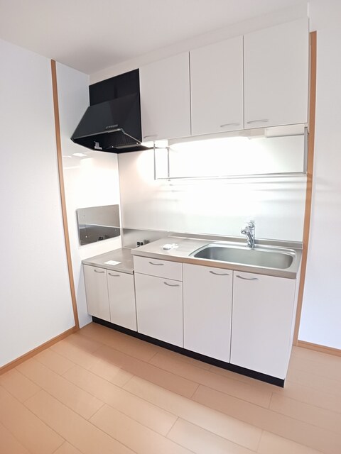 グラン・すずかぜの丘Ｂ キッチン