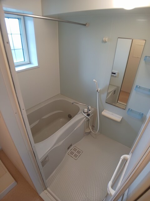 ネオタウンＢ 風呂画像