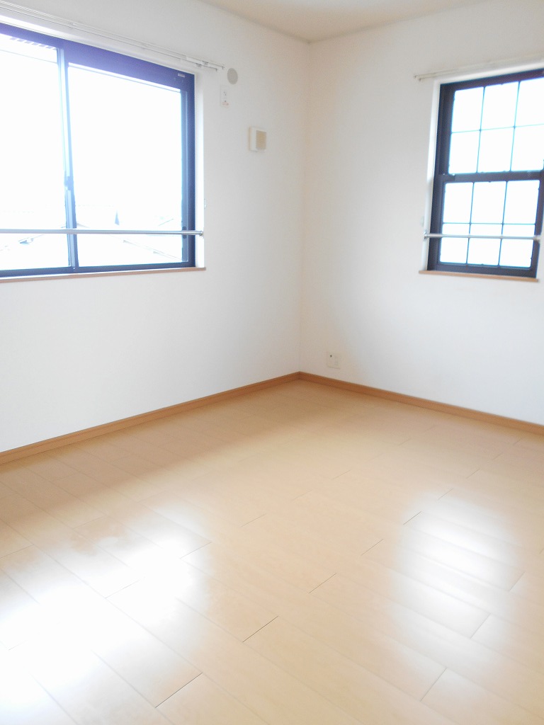 ブリーゼ・大生院 ベッドルーム