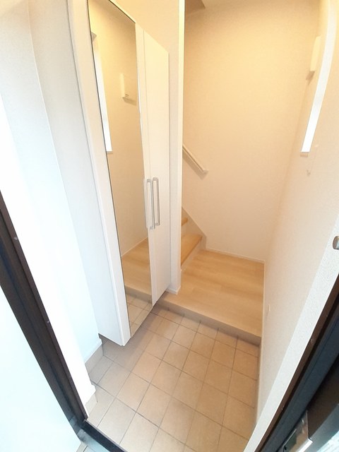 シェル・エ・メールⅡ 玄関