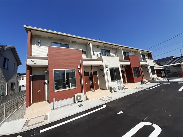 エテルノ新居浜 202号室 外観