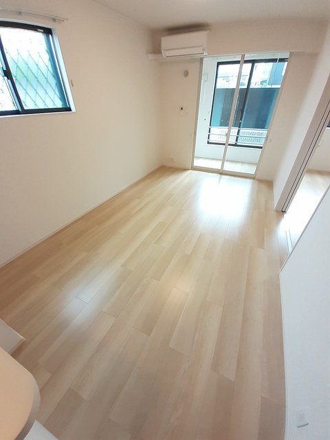 トレ・パーチェ西連寺　Ⅱ リビング