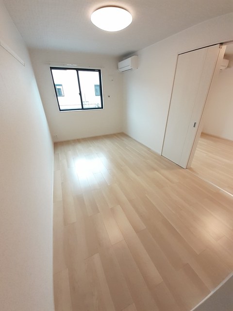 メゾンリヴィエール１ ベッドルーム