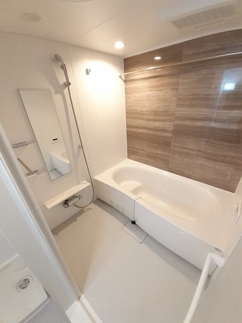 メゾンリヴィエール１ 風呂画像