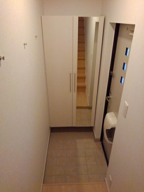 マリオ中村　Ａ 玄関