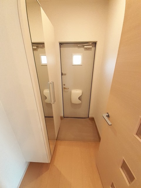 モンテ　ラガッツァ 玄関