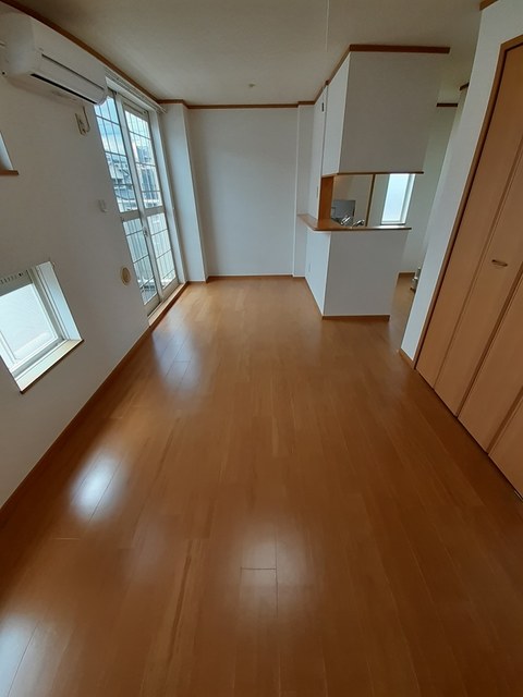 ジュネス本郷 リビング