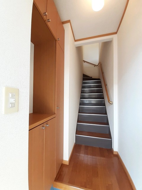 プロムナード本郷 玄関