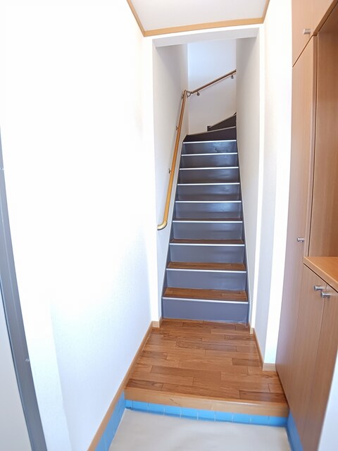 プロムナード本郷 玄関