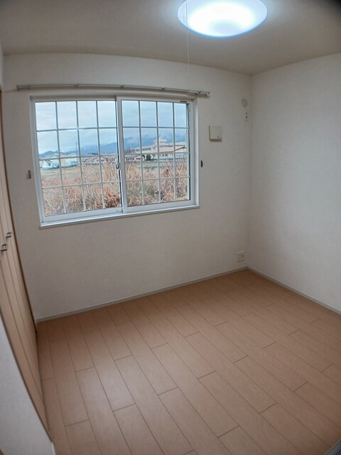 ローズ　クォーツ ベッドルーム