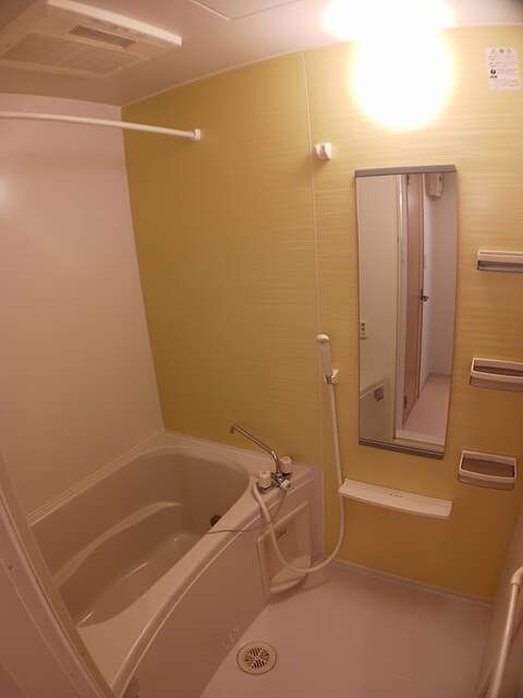 ローズ　クォーツ 風呂画像