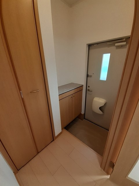 ラ・ジュネスデ東雲Ｂ 玄関