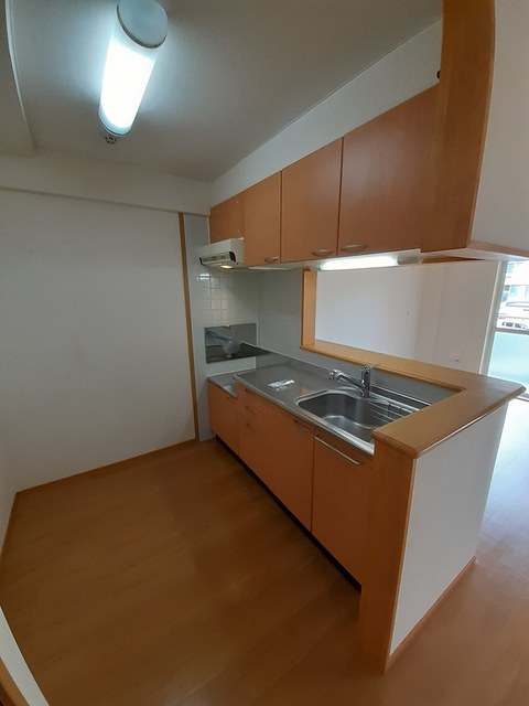 ビサイド・スリー キッチン