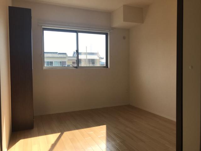 アルモニー ベッドルーム