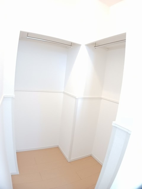 セリーヌ　Ｂ その他3