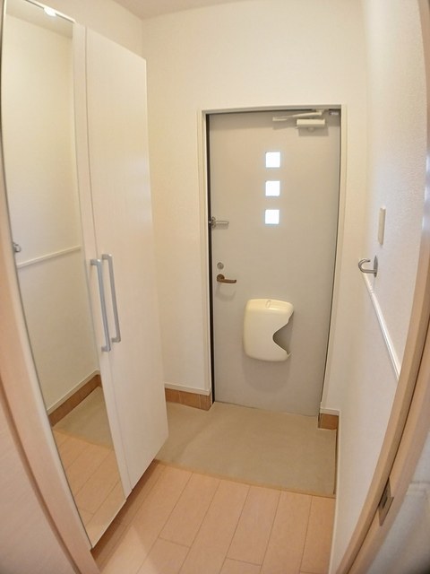 セリーヌ　Ｂ 玄関