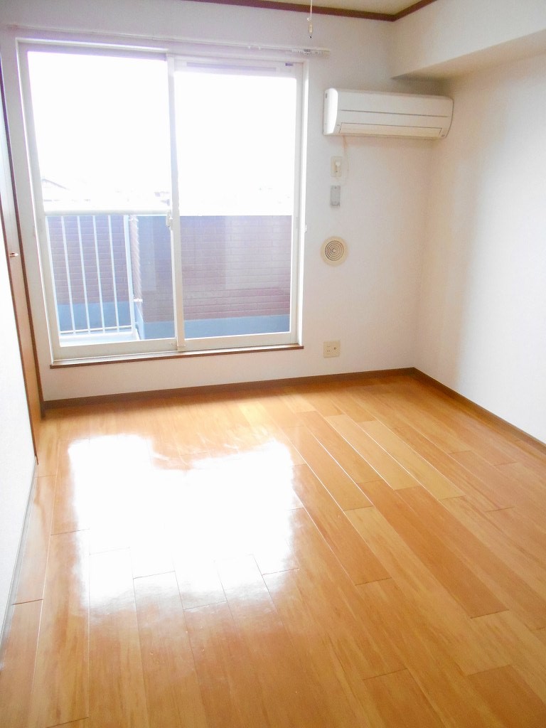 ビッグ・イースト上泉 ベッドルーム