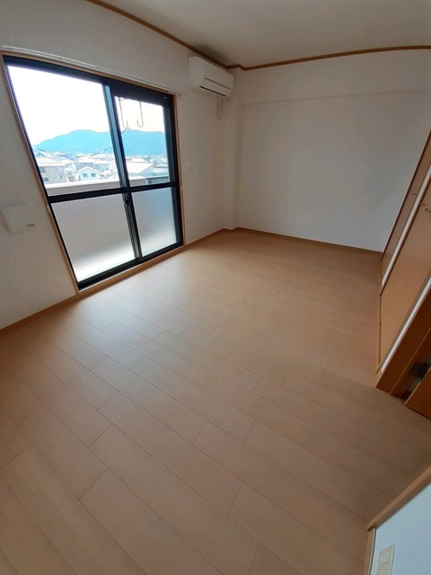 モンシェ　モア・Ⅱ リビング