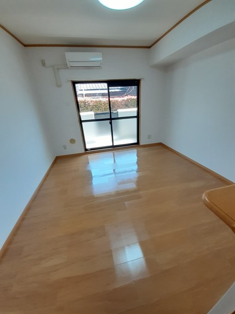 スカイルシパー リビング