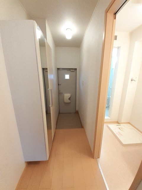 シームリー　Ａ 玄関