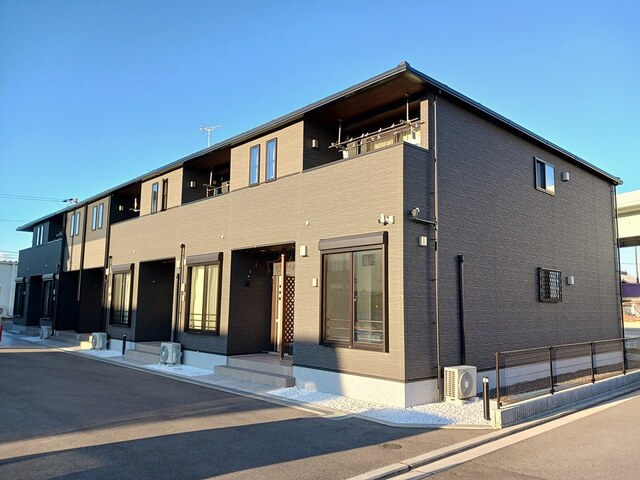 ラ・ヴィ・アン・クルール 205号室 外観